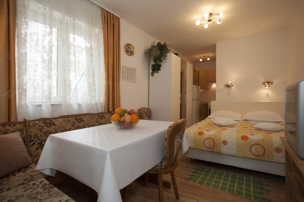 Apartments Leo Split Kültér fotó